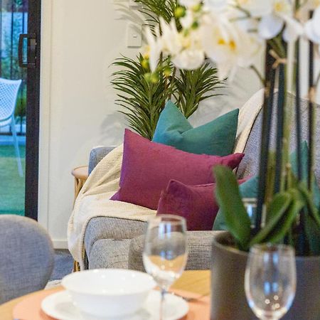 Апартаменты Urban Elegance - 2 Bed, 2 Bath In The Cbd Крайстчёрч Экстерьер фото